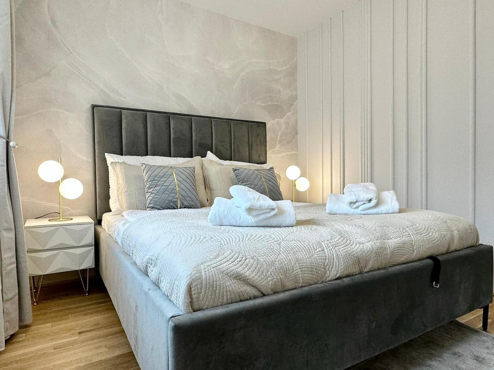 Modern Apartment I Parking I Vienna Exterior photo