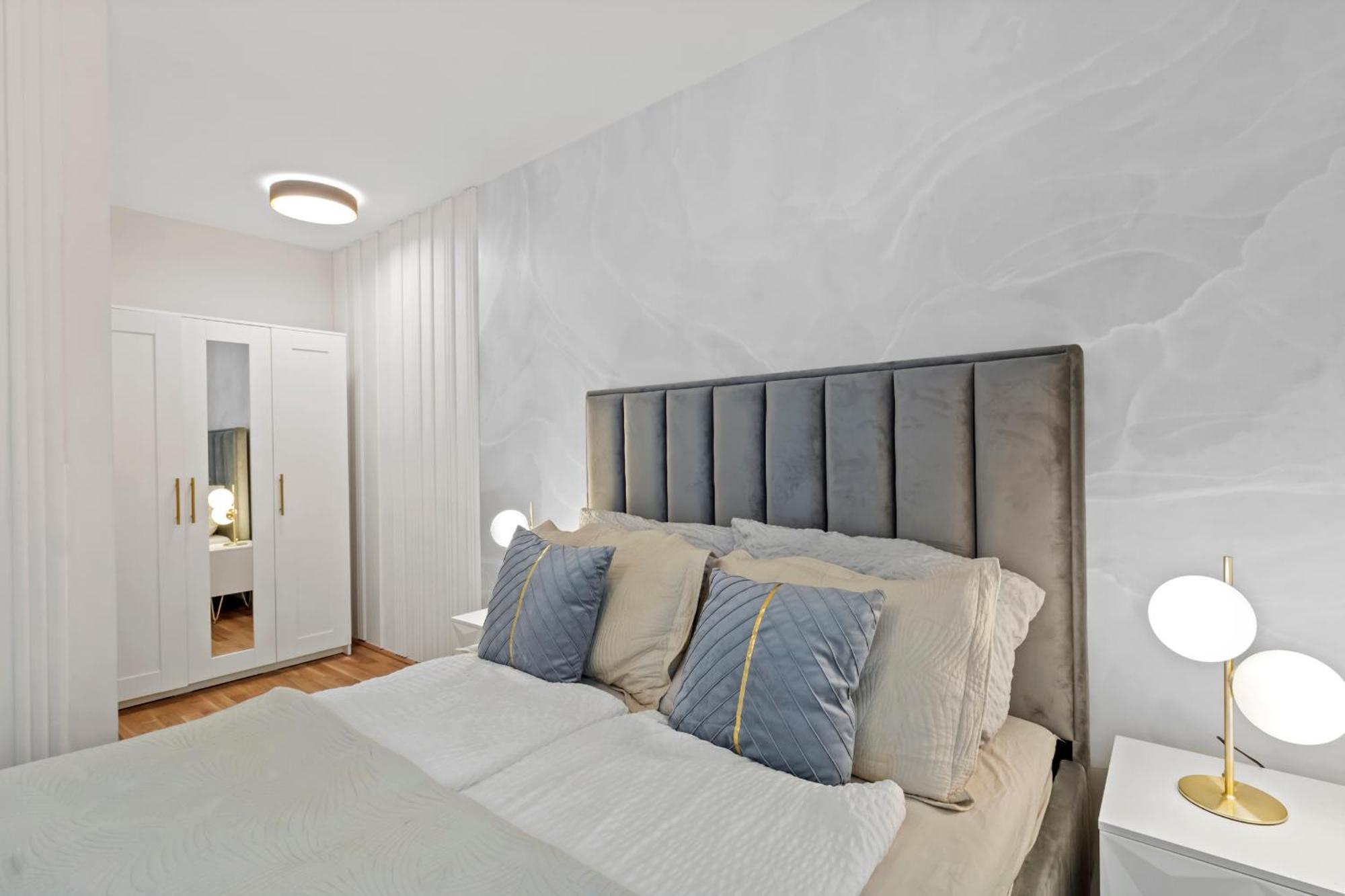 Modern Apartment I Parking I Vienna Exterior photo