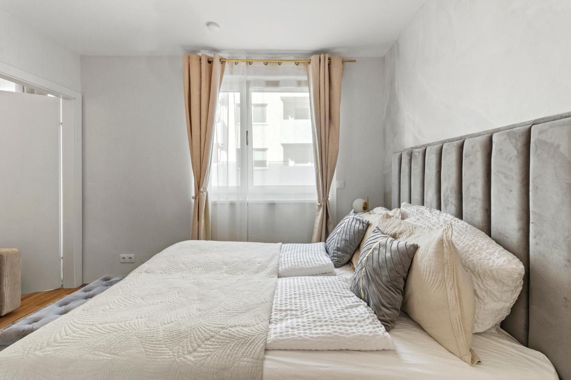 Modern Apartment I Parking I Vienna Exterior photo