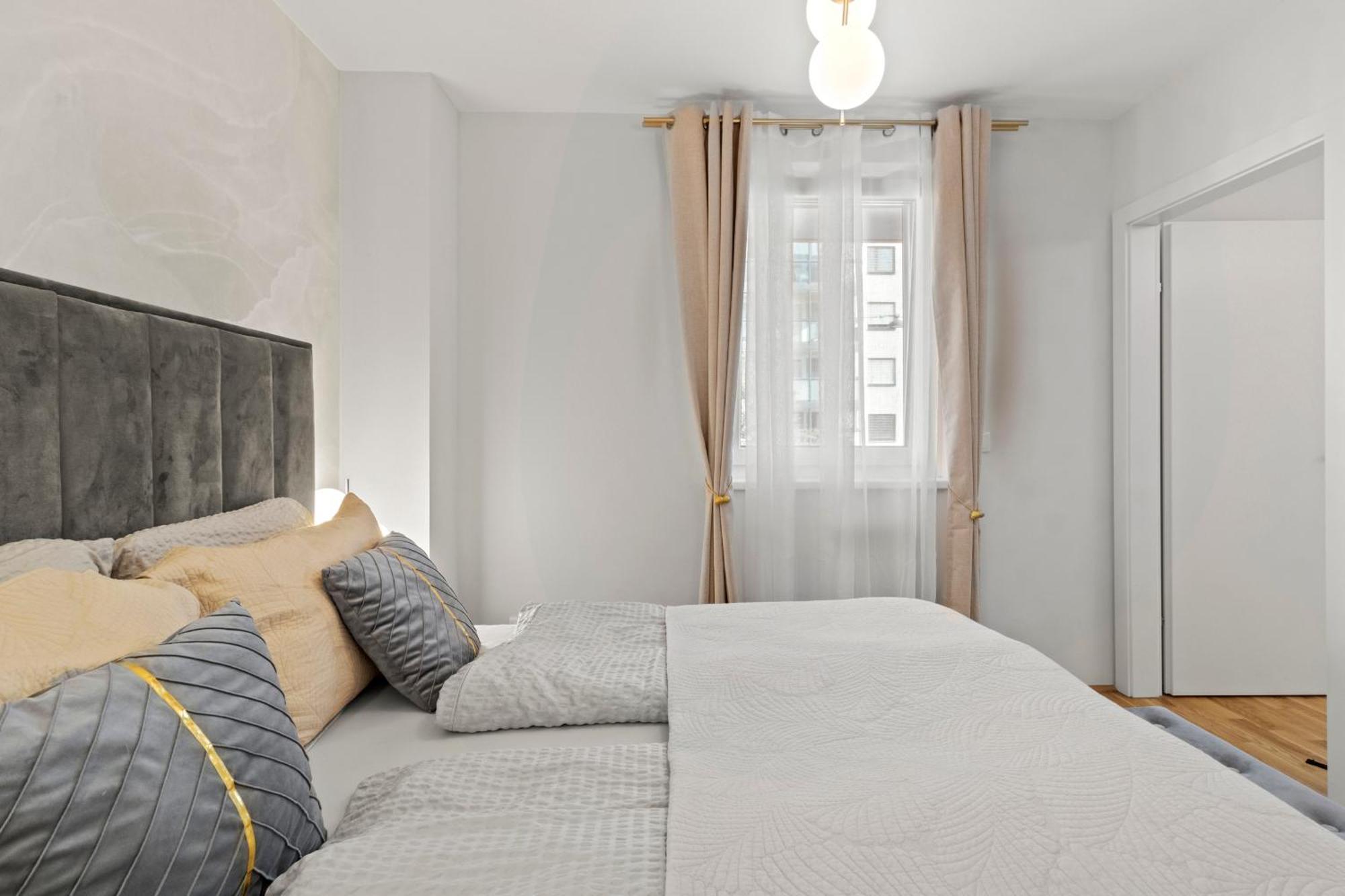 Modern Apartment I Parking I Vienna Exterior photo